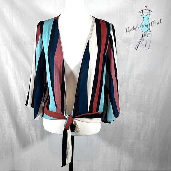 Buckle Willow & Root colorful striped tie front top size large - Picture 2 of 6